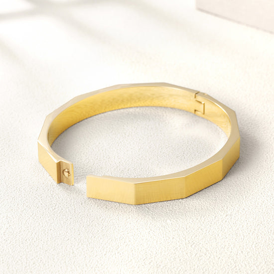 Polygonal Creative Smooth Bracelet-NSB1587ST