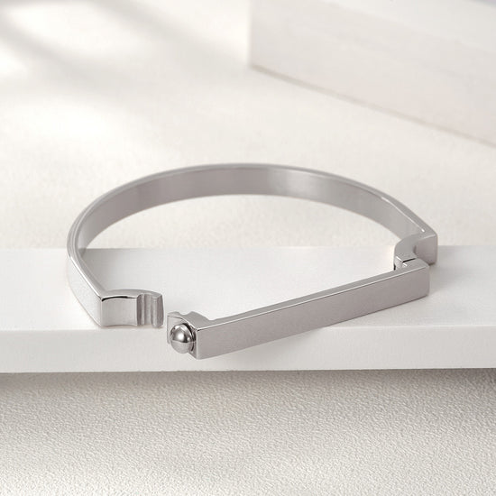 Irregular C-shaped bracelet-NSB1590ST