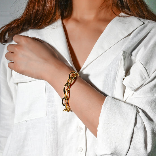 Interlocking smooth bracelet-NSB1698ST