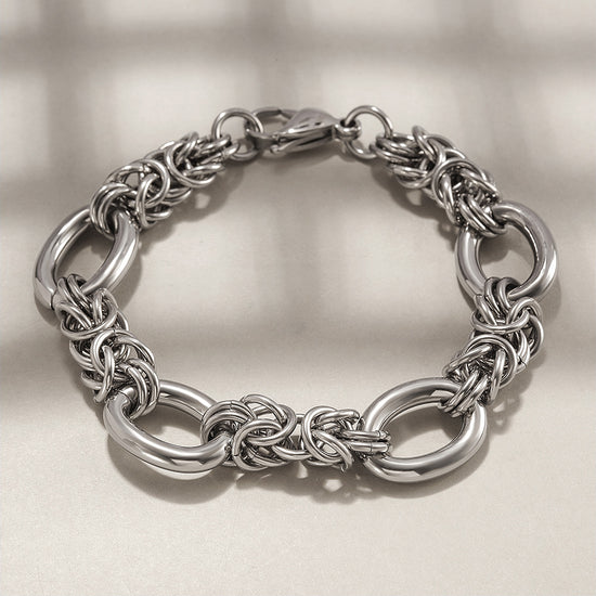 Silver interlocking bracelet-NSB1747STWG