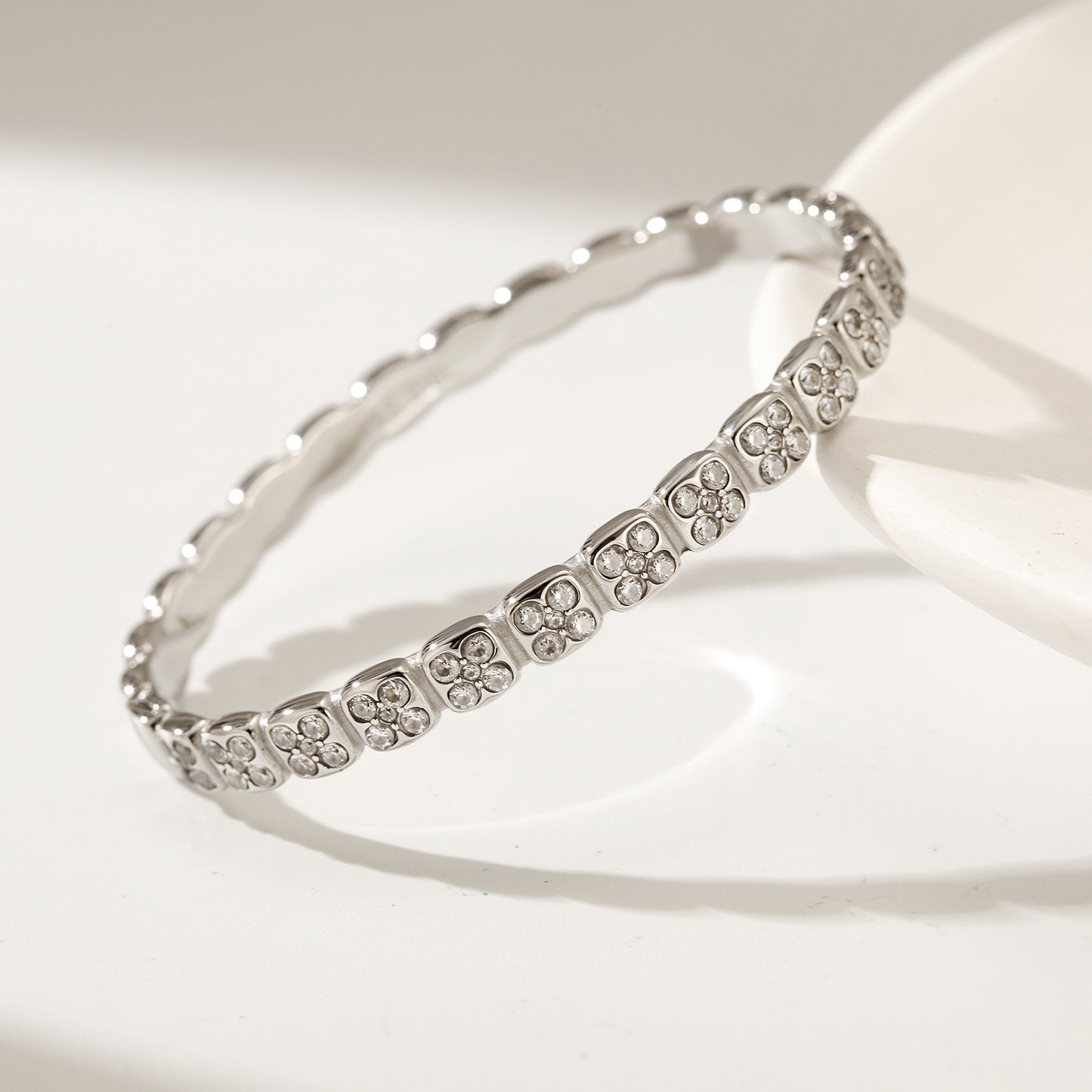 Round Flower Full Diamond Bracelet-NSB1851ST