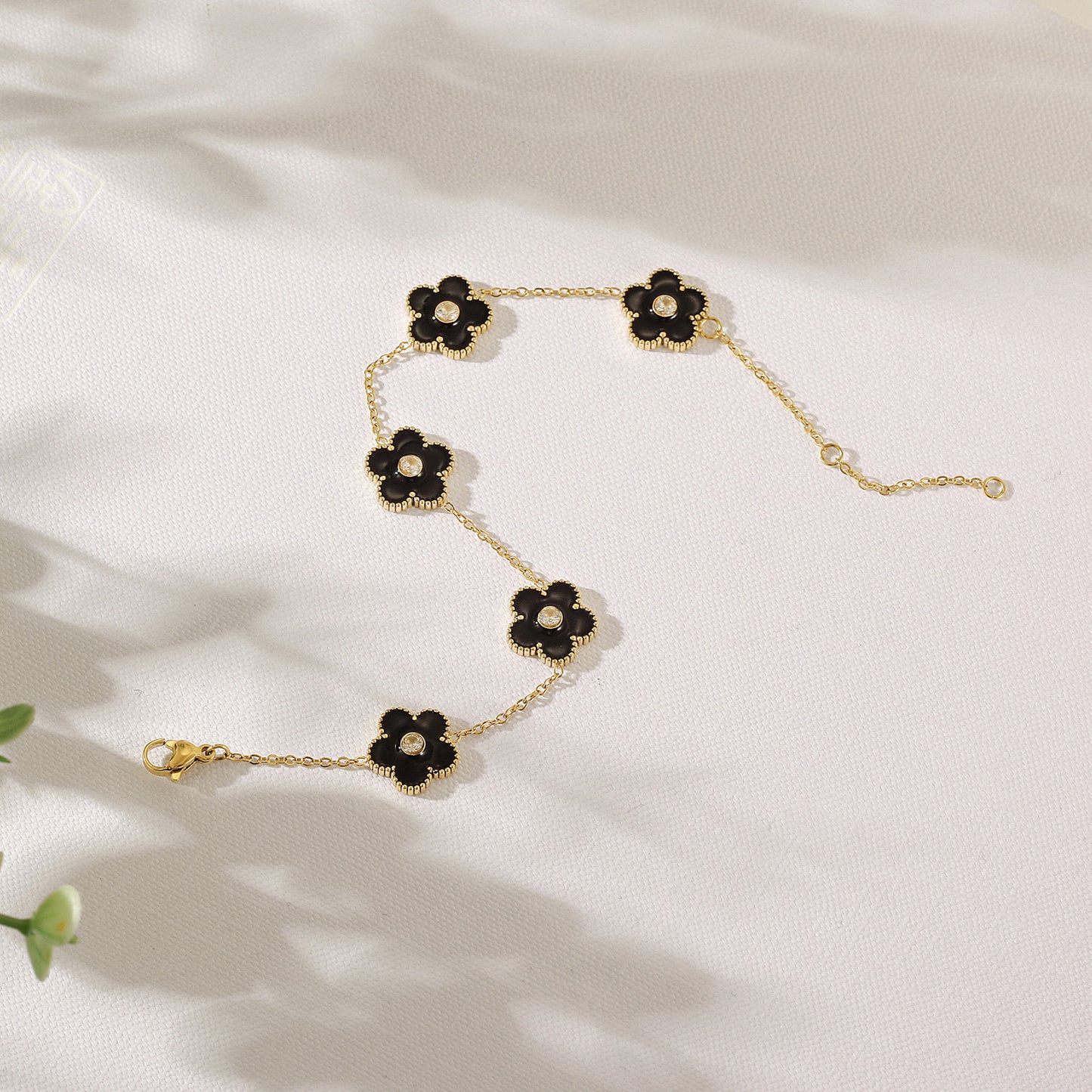 Chain Black Flower Bracelet-NSB1898STGCBK