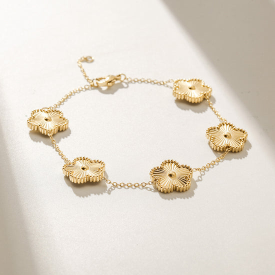 Chain Five Flower Bracelet-NSB1920STGC