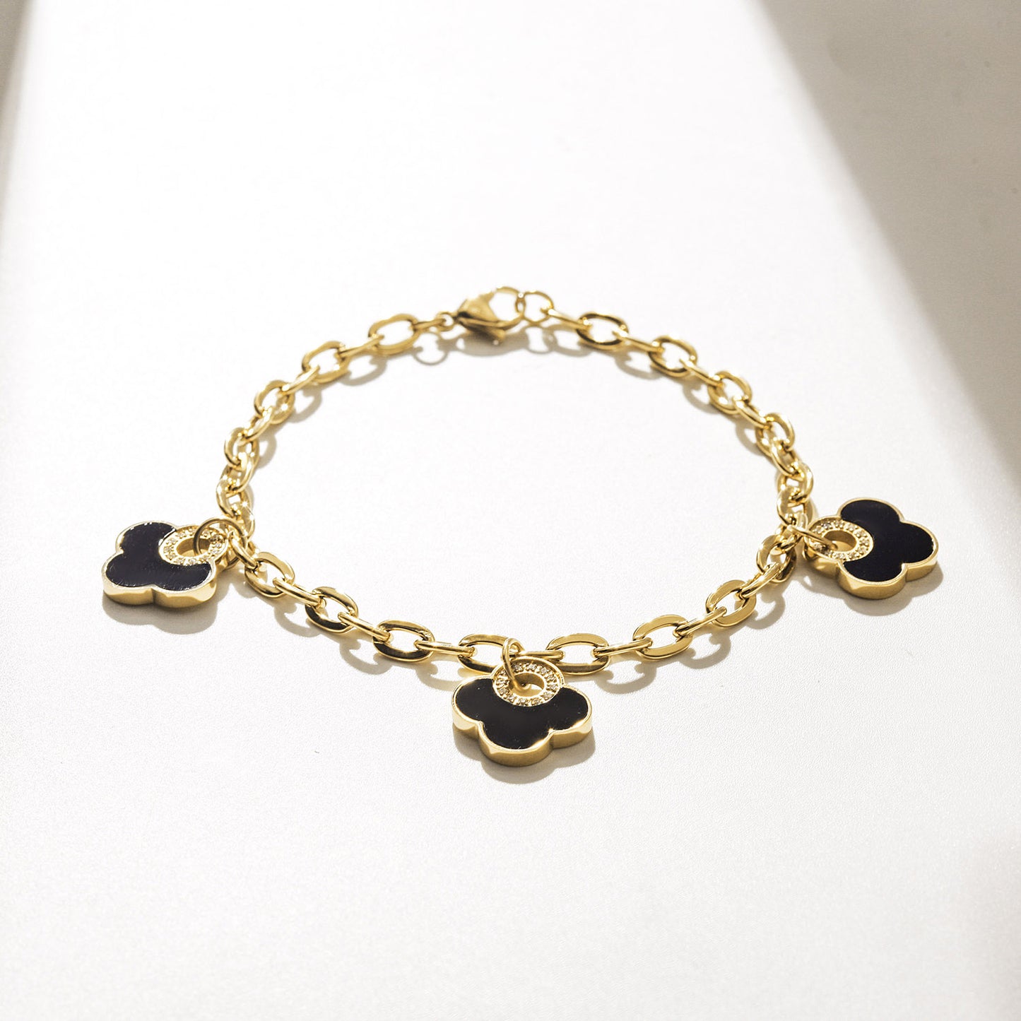 Golden Chain Black Flower Bracelet-NSB1931STGCBK