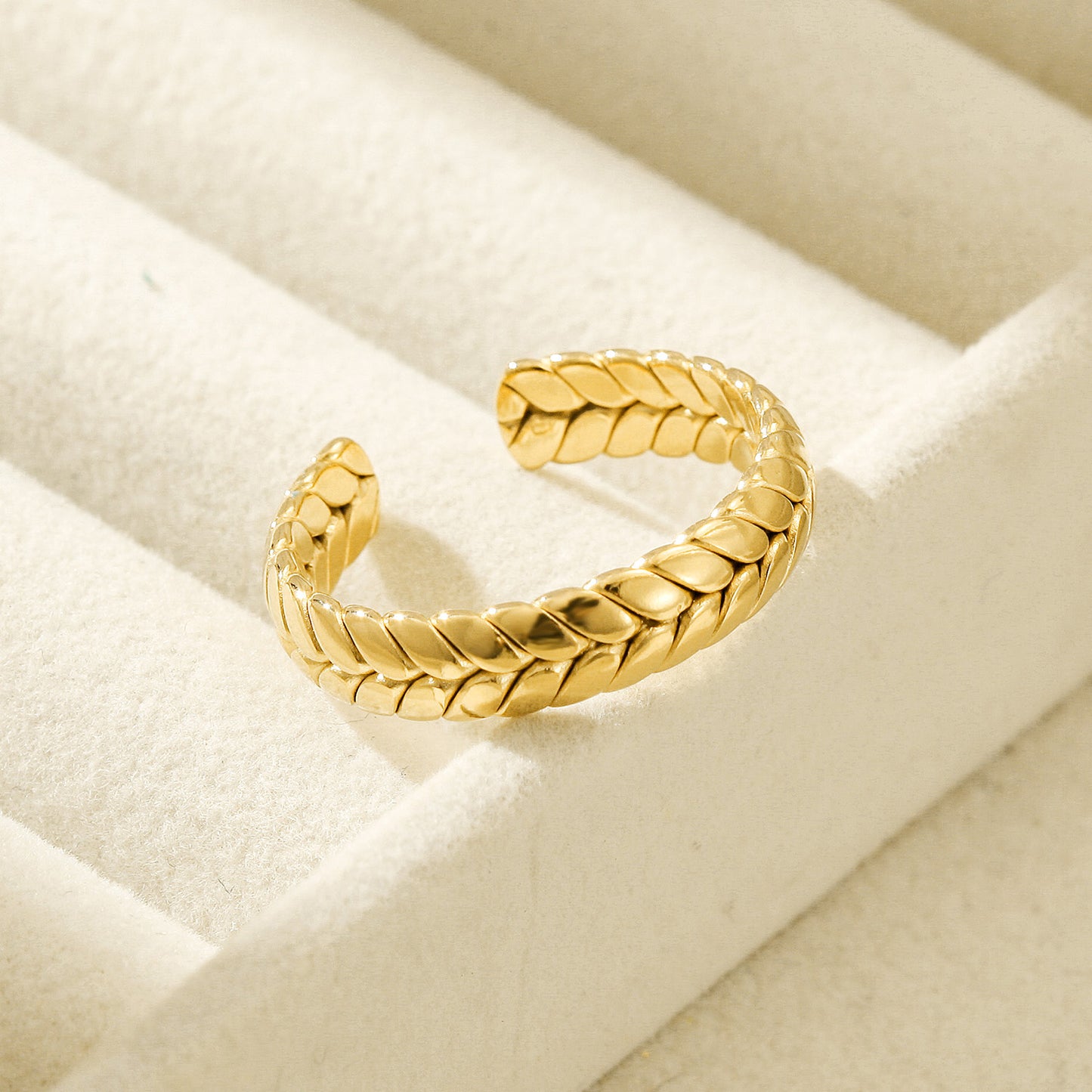 C-shaped feather ring-NSR219STGC