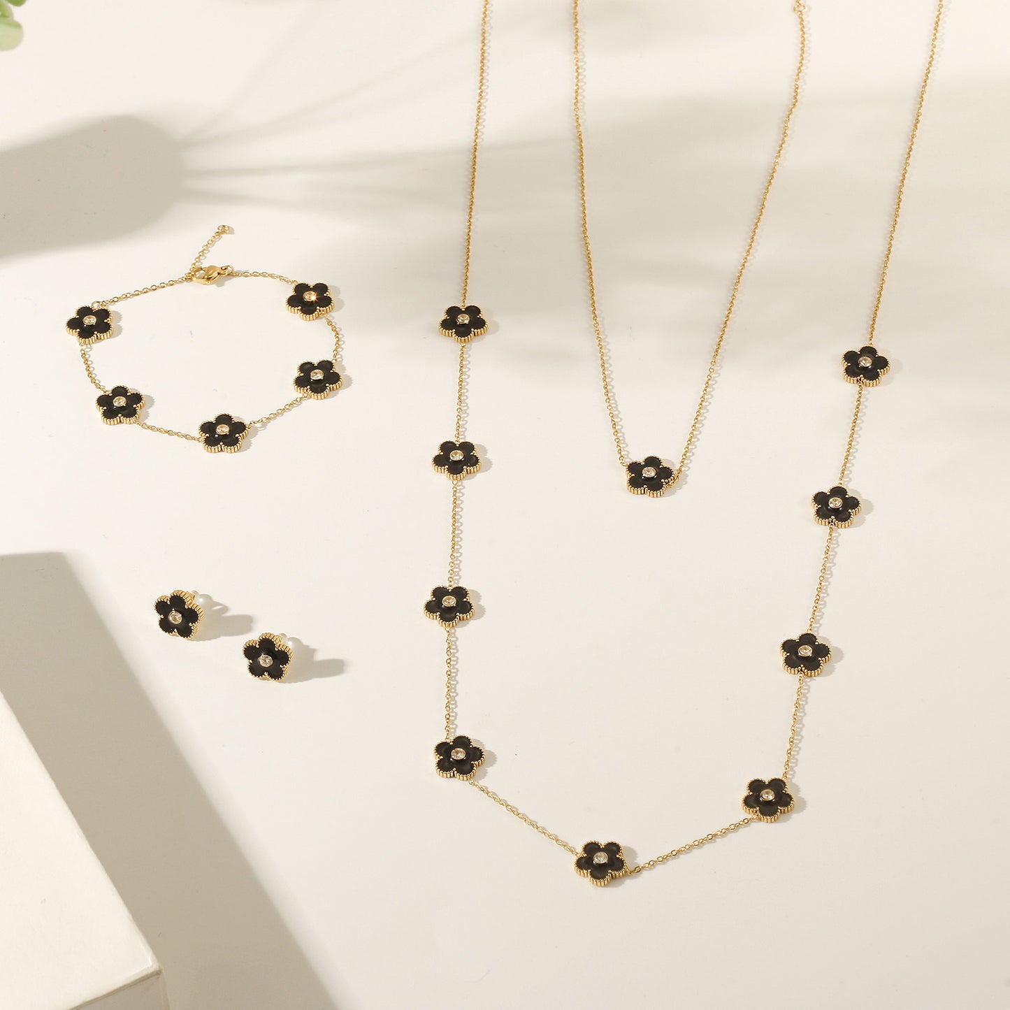 Black Flower Long Necklace -NSSN898STGCBK