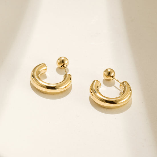 C-shaped stainless steel smooth earrings-SCE379STGC