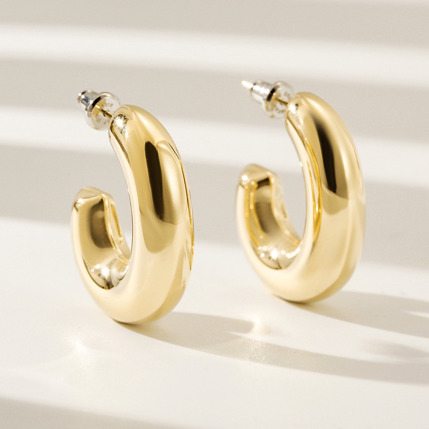 Twisted L Smooth Earrings-SCE463STMC