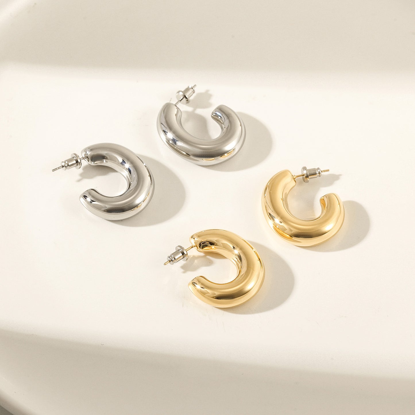 Twisted L Smooth Earrings-SCE463STWG