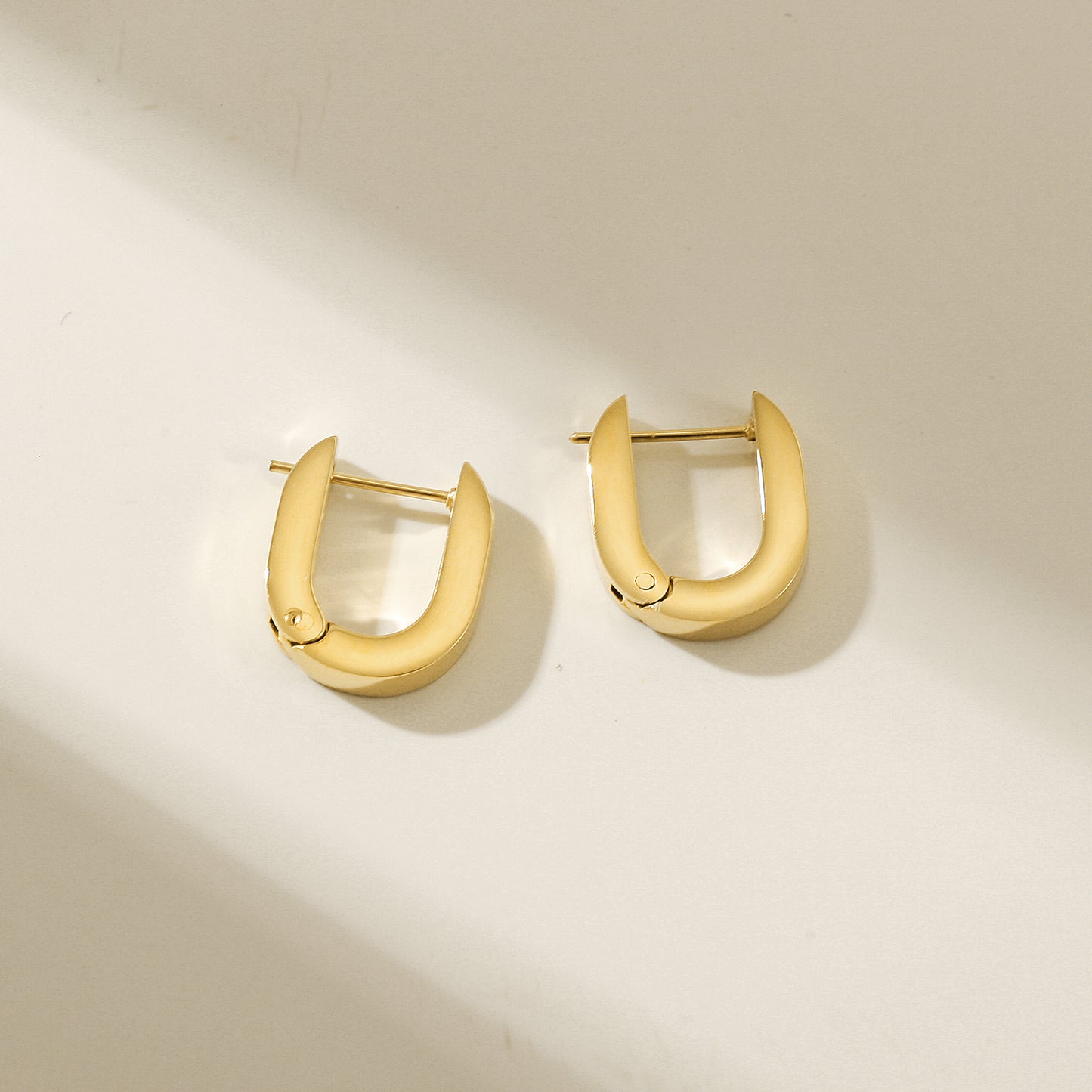 U-shaped buckle earrings-SCE477STGCS