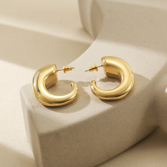 C-shaped smooth earrings-SCE488STGC