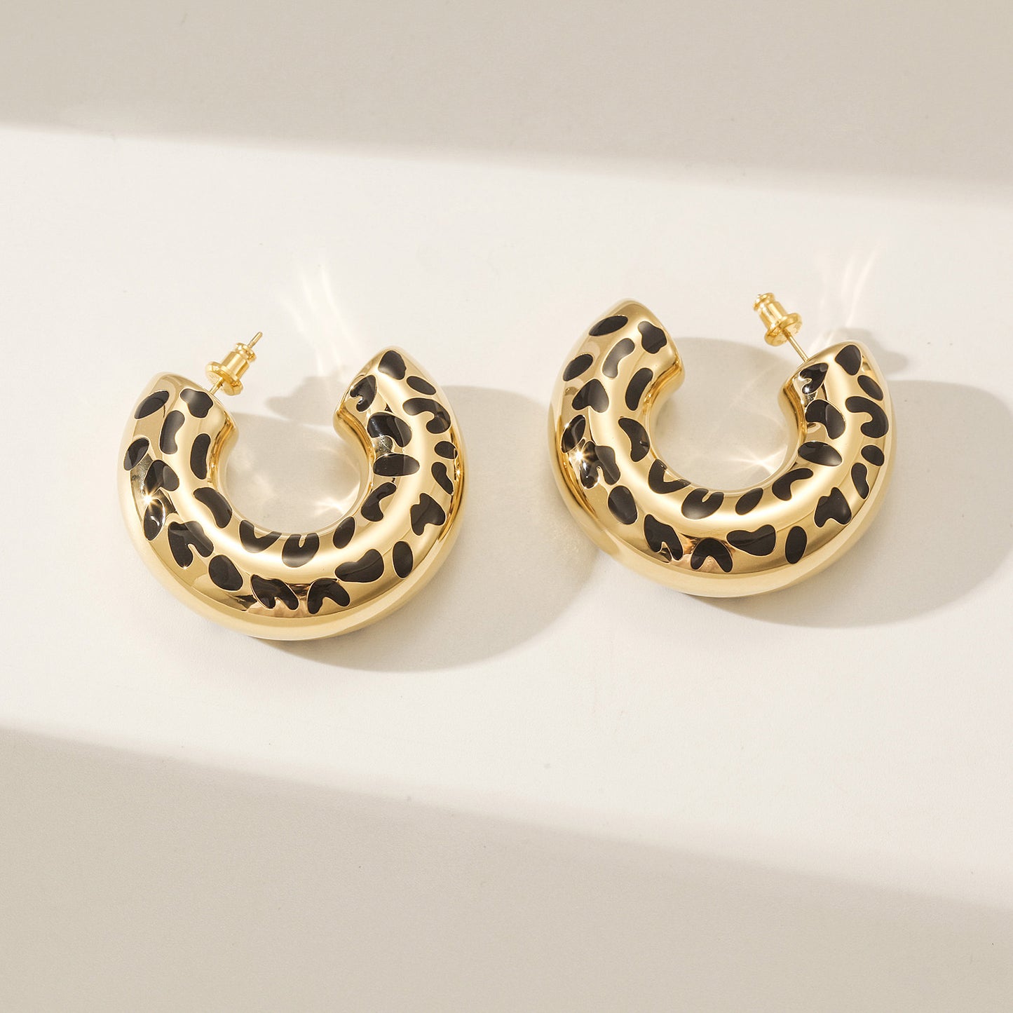 C-shaped Creative Hollow Earrings-SCE516STGC